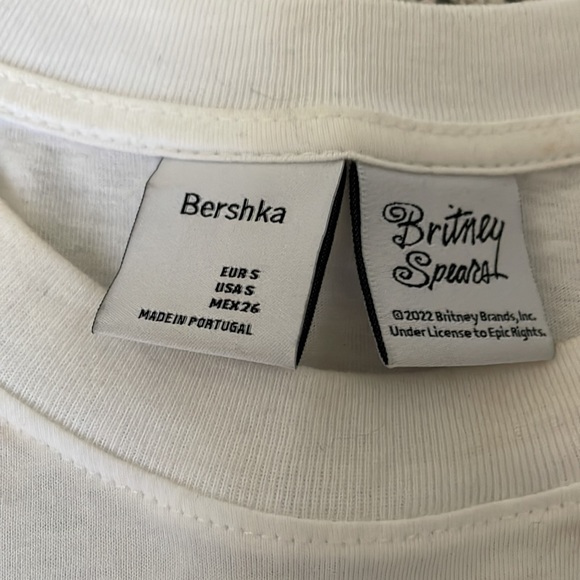 Cute Top - Picture 2 of 2